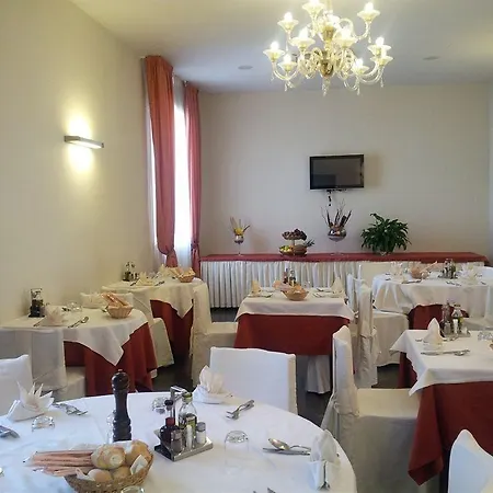 Otel La Chiesaccia Ristorante 3*