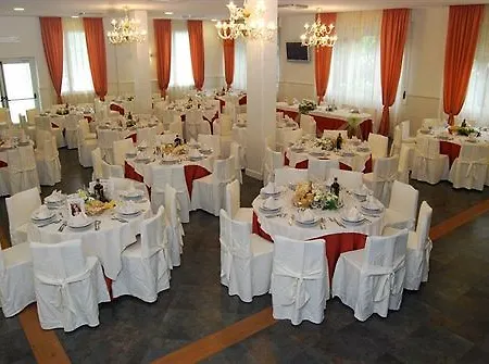 La Chiesaccia Ristorante Otel 3*