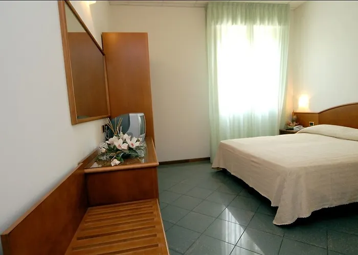 호텔 La Chiesaccia Ristorante Ponte Samoggia